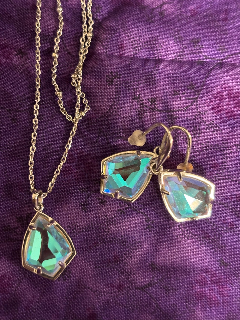 Kendra Scott Dichroic Crystal Pendant Necklace with Matching Drop Earrings